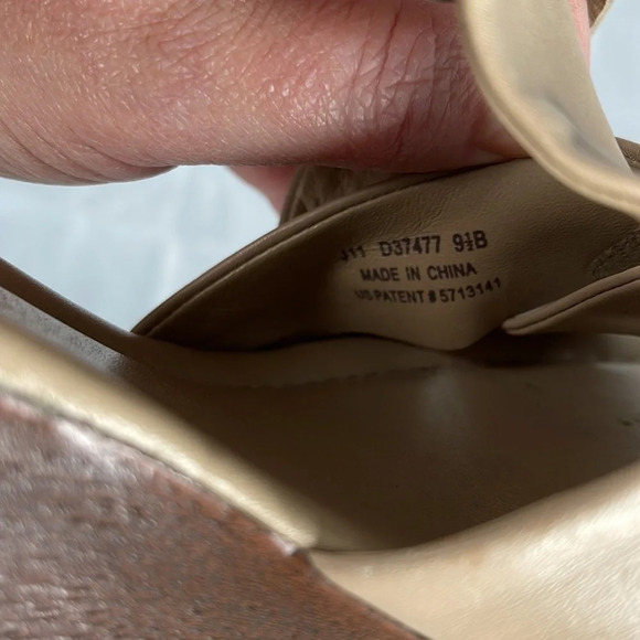 COLE HANN Crisscross Tan Open Toe Wedge Shoes Nike Air Technology Leather 9.5 - Picture 9 of 12